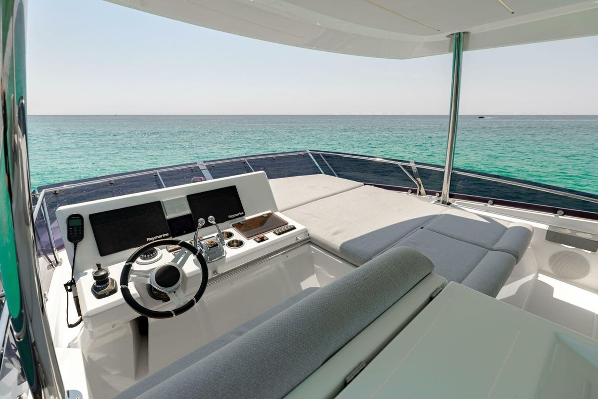 2019 Prestige 59 