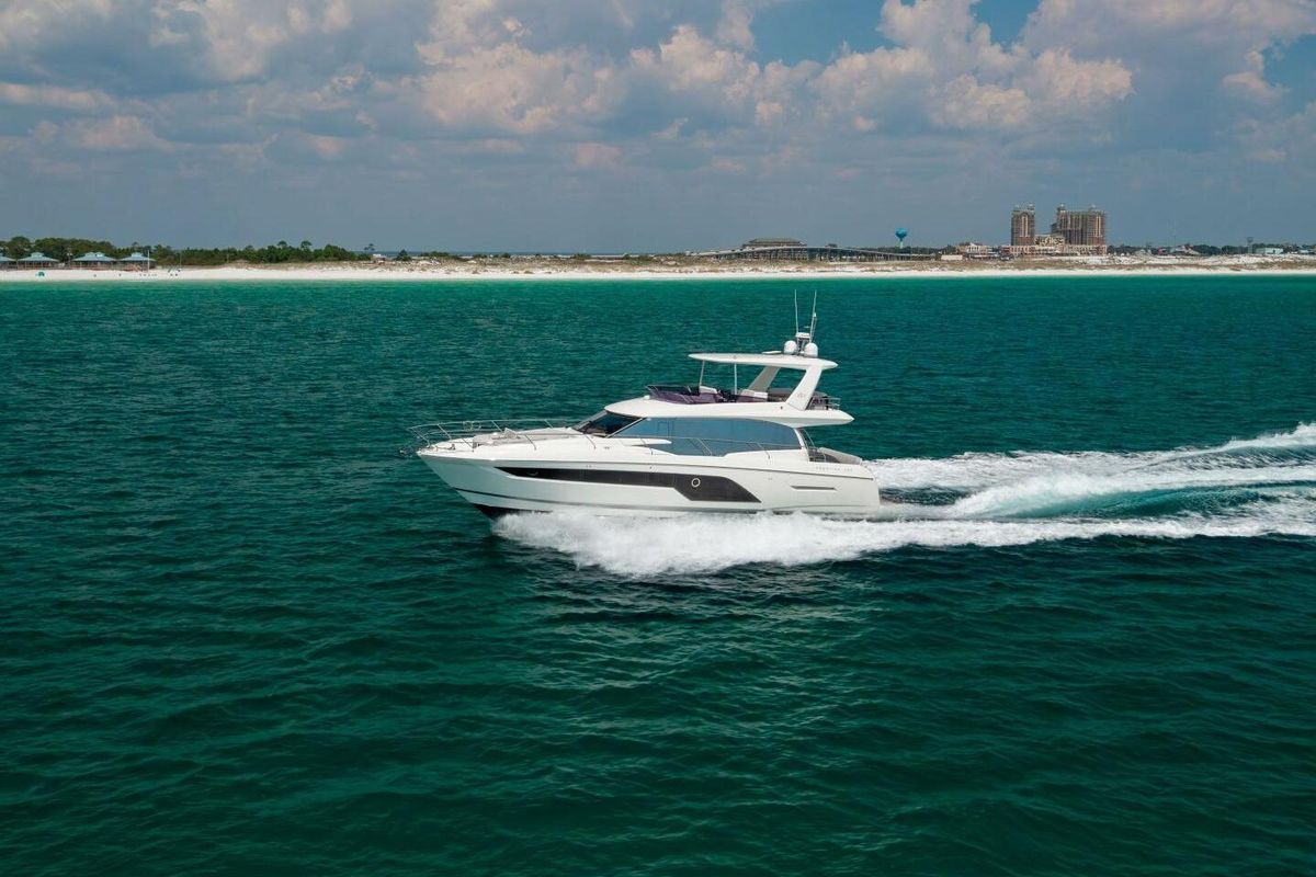 2019 Prestige 59 