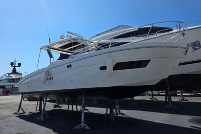 2023 Saver 330 WA