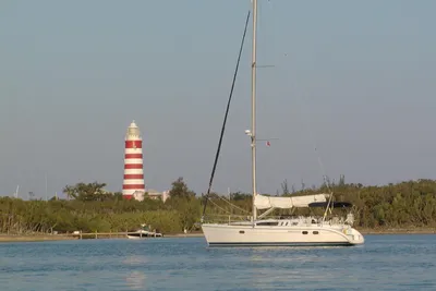 Hunter 376