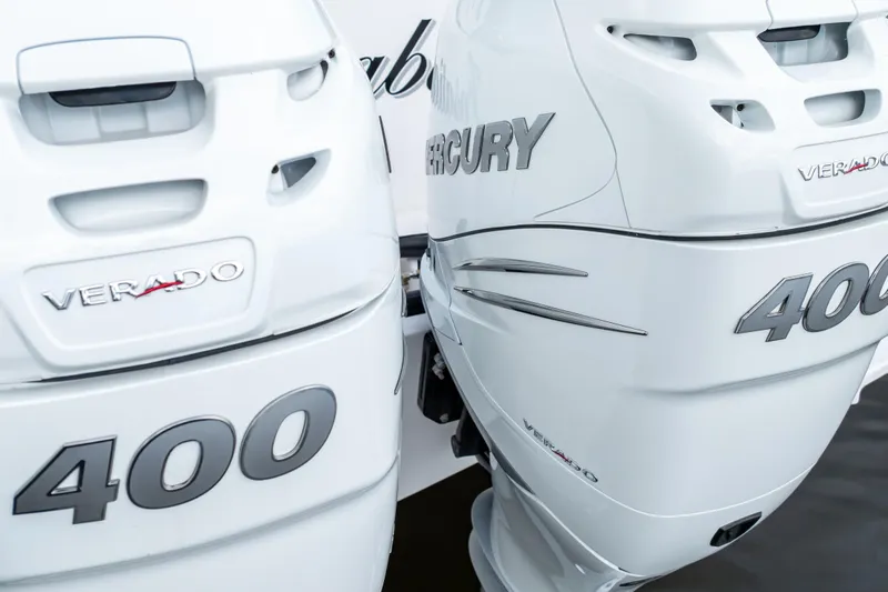  Yacht Photos Pics Twin Mercury Verado 400 engines on a 2023 Intrepid 345 Valor boat.