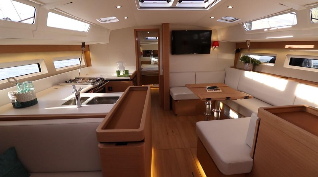 2020 Jeanneau Sun Odyssey 490