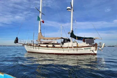 Bluewater Ingrid 38