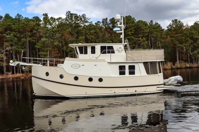 Little Lady Yacht Photos Pics LITTLE LADY port