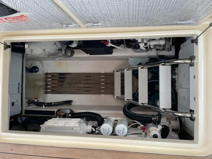 Tess Yacht Photos Pics Engine room