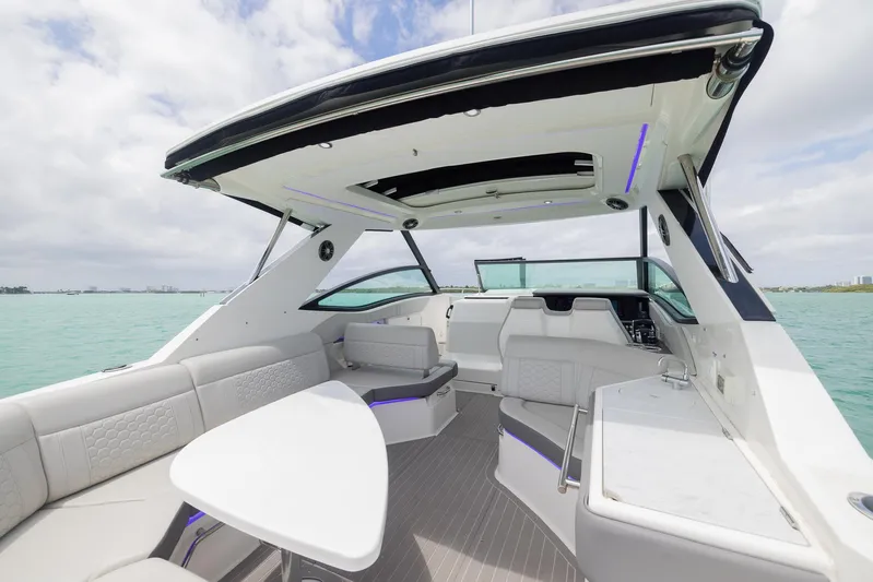 Lila Yacht Photos Pics 