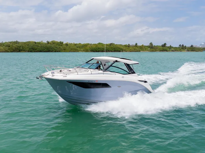 Lila Yacht Photos Pics 