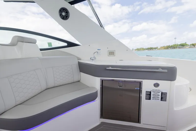 Lila Yacht Photos Pics 