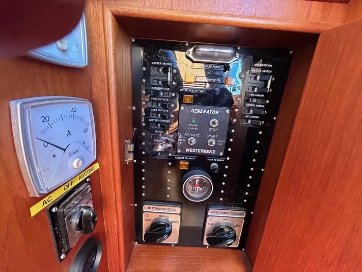 Radius Yacht Photos Pics 