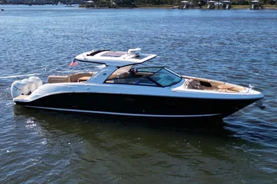 Sea Ray SLX 400 Outboard