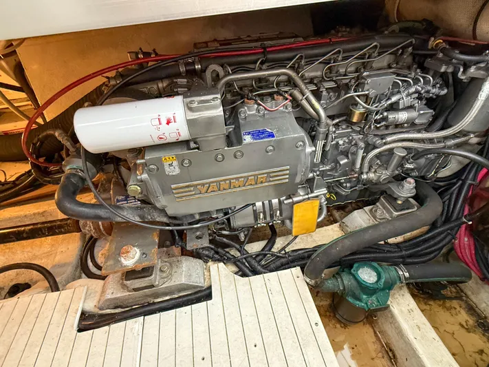 Waypoint Yacht Photos Pics 