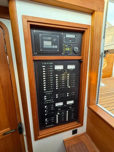 Waypoint Yacht Photos Pics 