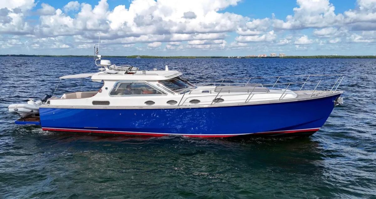 2010 Custom 48 