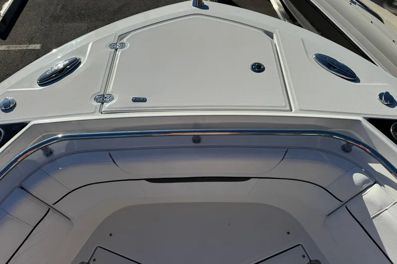  Yacht Photos Pics 2021 Blackfin 272 CC boat bow with sleek design and stainless steel fittings.