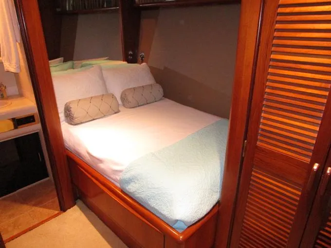 Sunset Drifter Yacht Photos Pics Port Guest Cabin Looking Aft