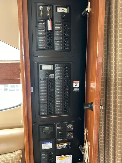 Berlin Flyer Yacht Photos Pics 