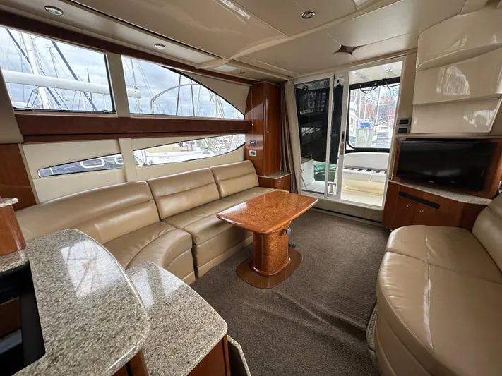 Berlin Flyer Yacht Photos Pics 