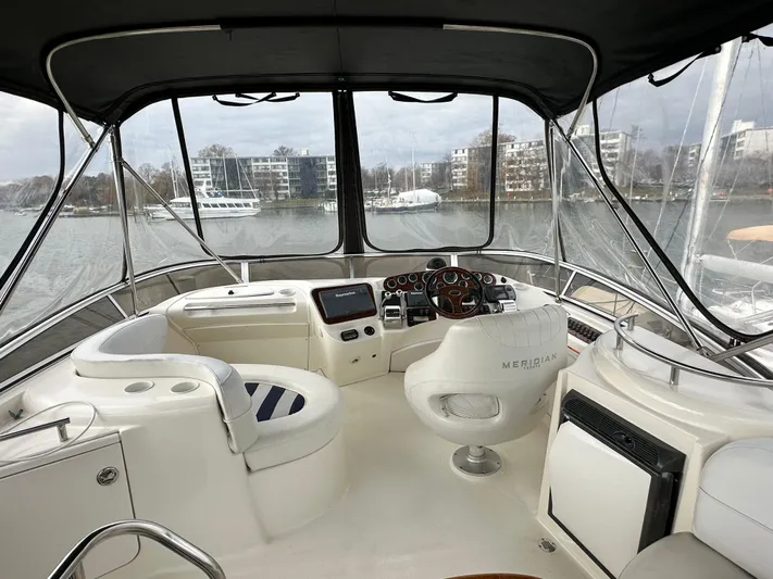 Berlin Flyer Yacht Photos Pics 