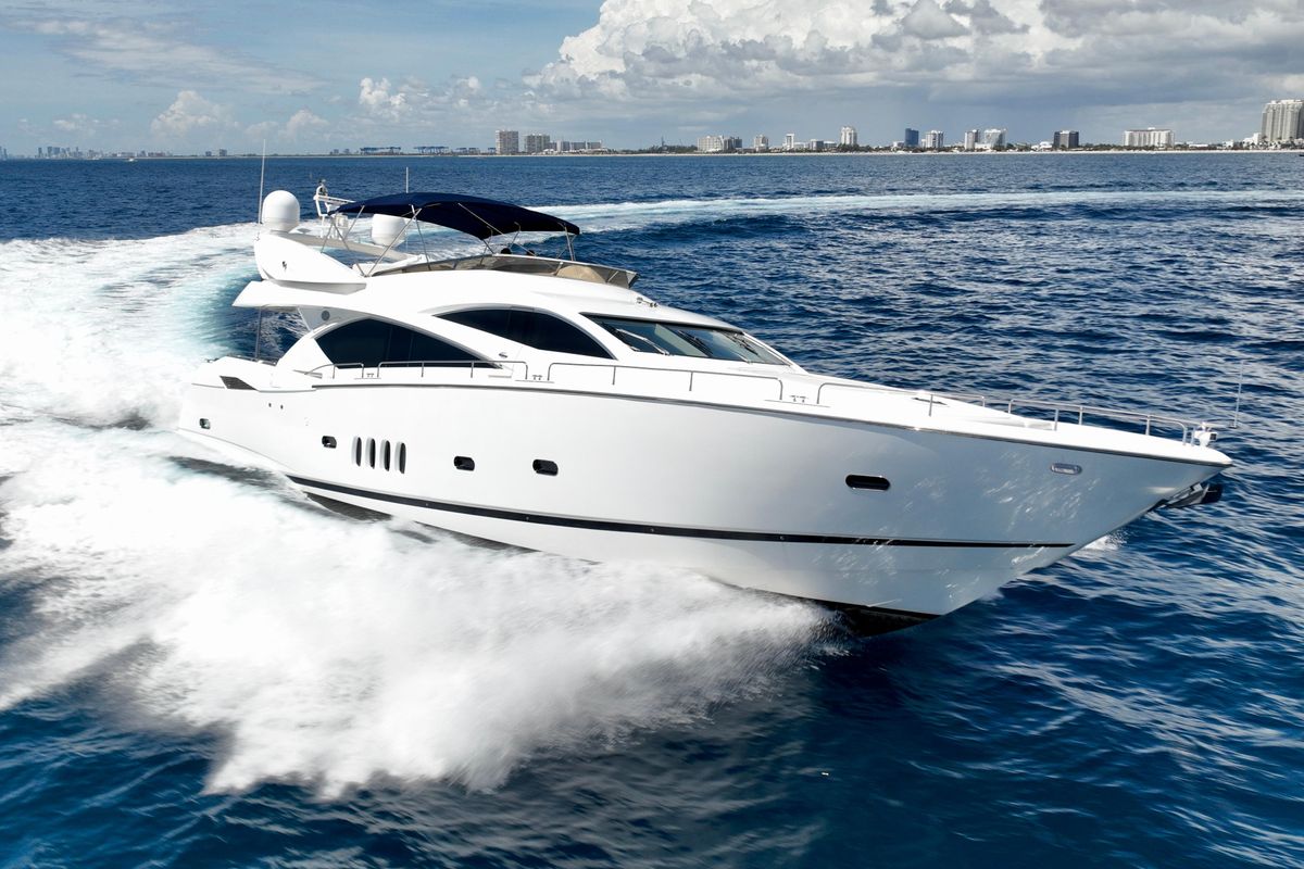 2005 Sunseeker 82 