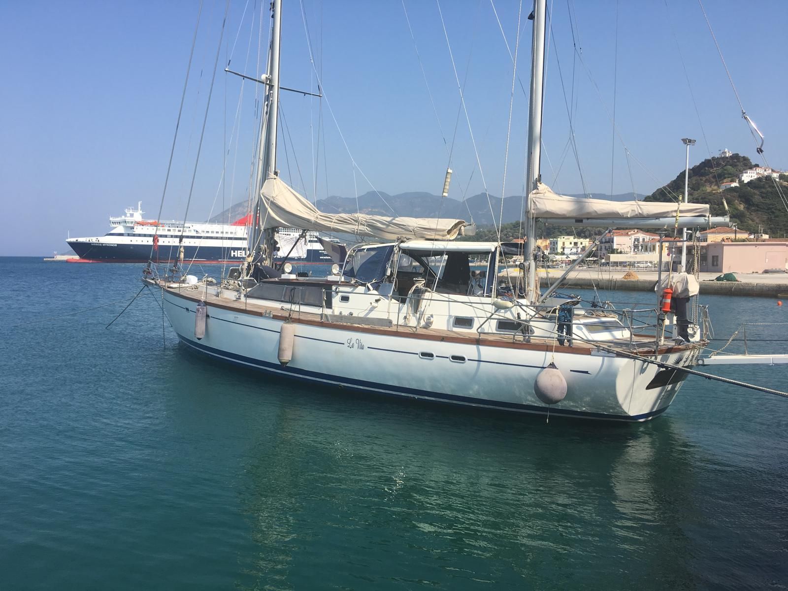 2000 Ketch 18.30