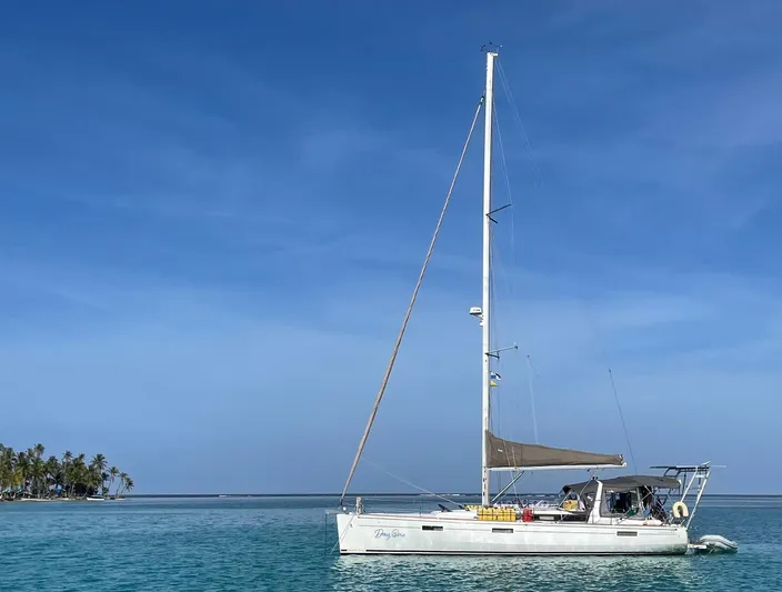 Day One Yacht Photos Pics 