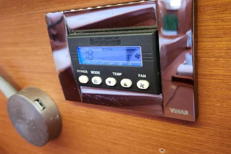 Day One Yacht Photos Pics 