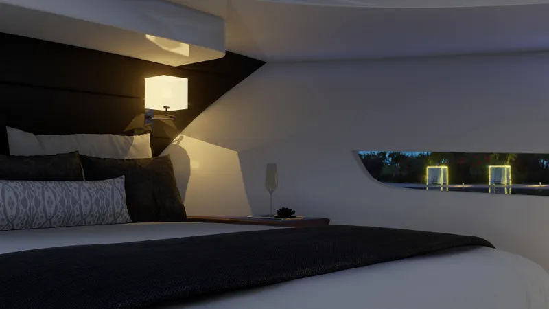 Eclipse 605 Yacht Photos Pics 605 Interior Master Forward