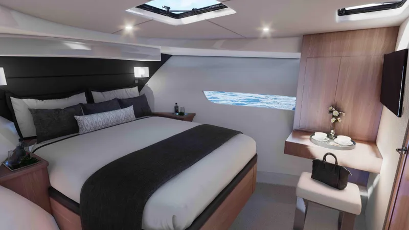 Eclipse 605 Yacht Photos Pics Eclipse 605 Interior Master Forward