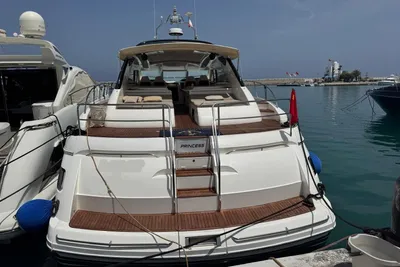 2002 Princess V65