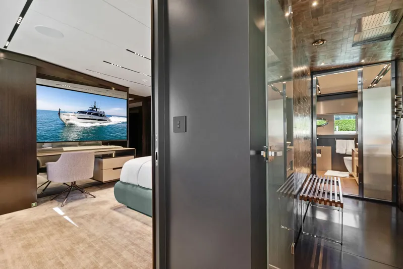 Caffeine Yacht Photos Pics 