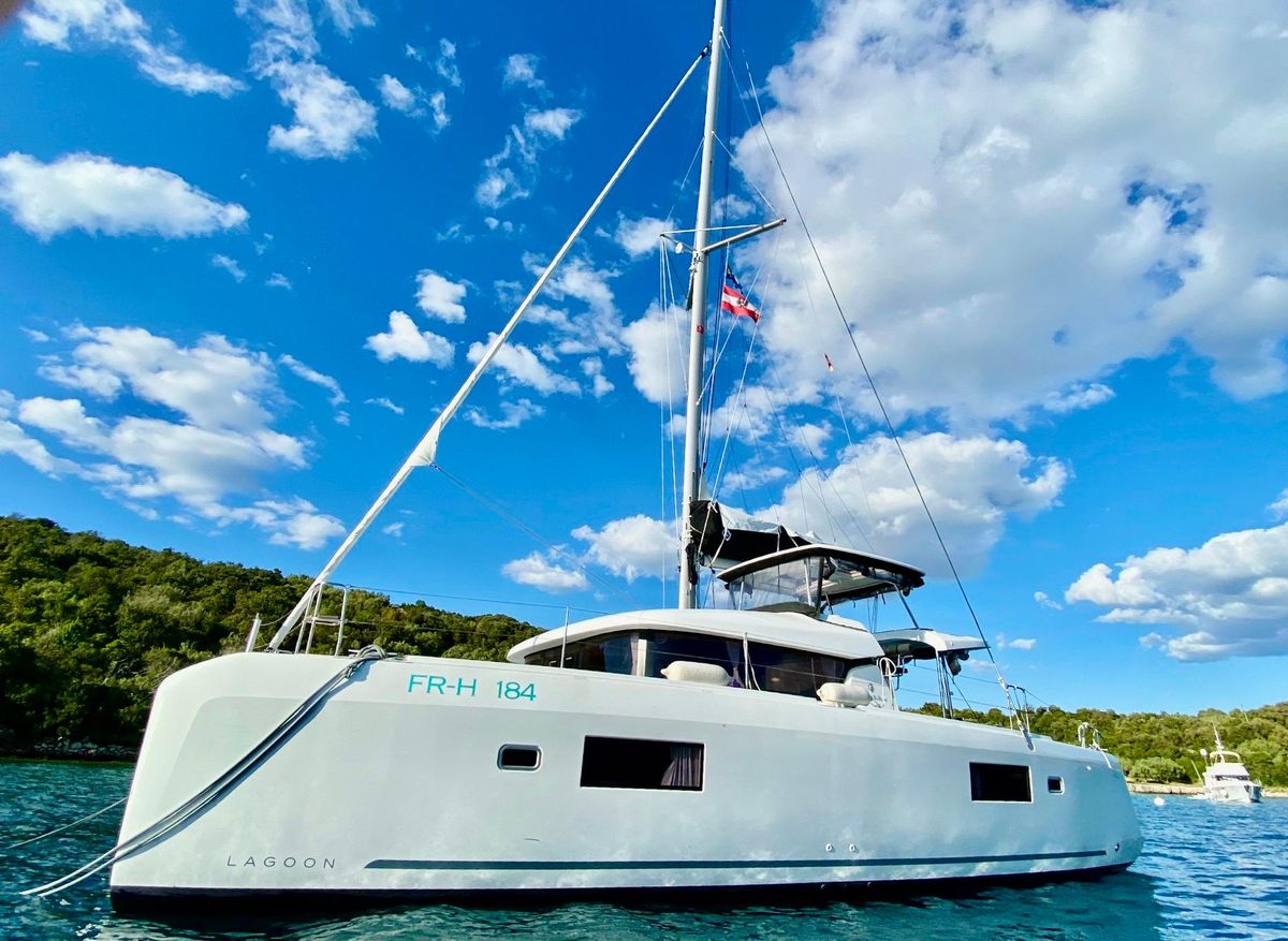 2020 Lagoon 41 