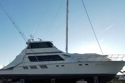 Hatteras 65 Convertible