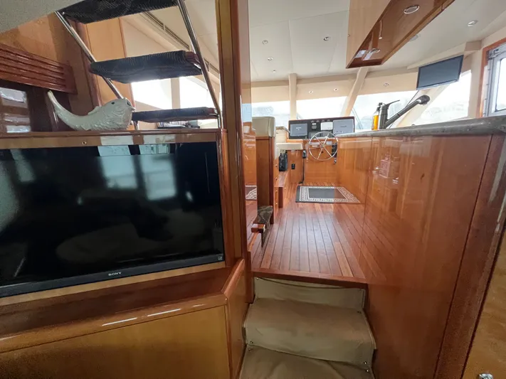 Lady J Yacht Photos Pics 