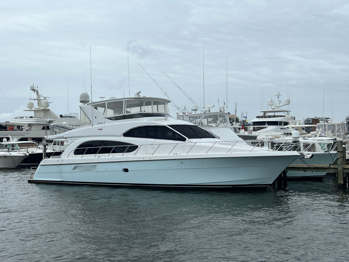 2008 Hatteras 64 