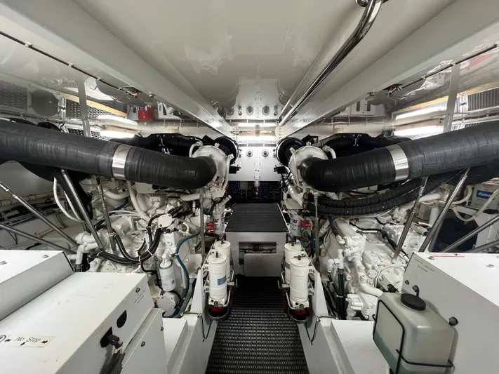 Lady J Yacht Photos Pics Engine room of the 2008 Hatteras 64 Motor Yacht.