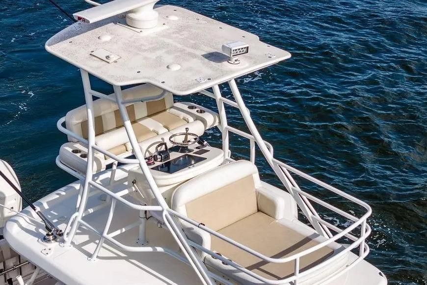 2022 Boston Whaler 42 