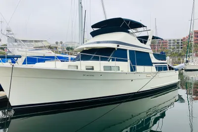 Tollycraft 48 Cockpit Motor Yacht