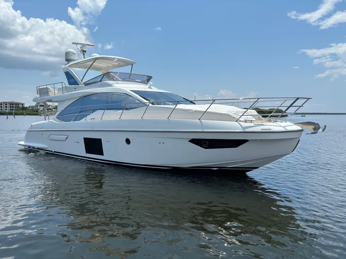 Kara Mia II Yacht Photos Pics 