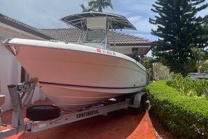 2004 Robalo R260 Center Console