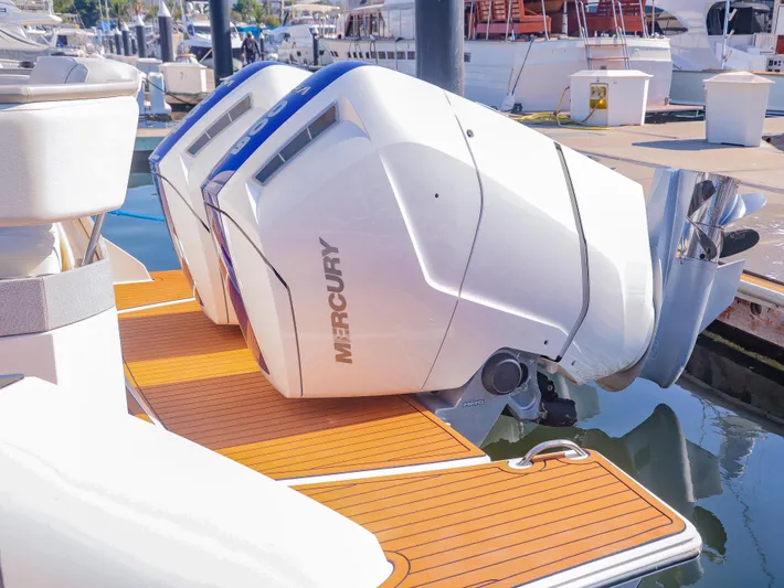 Oso Del Mar Yacht Photos Pics 2022 Tiara Yachts 43 LS with dual Mercury outboard engines at marina.