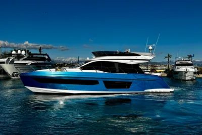 2024 Azimut Fly 53