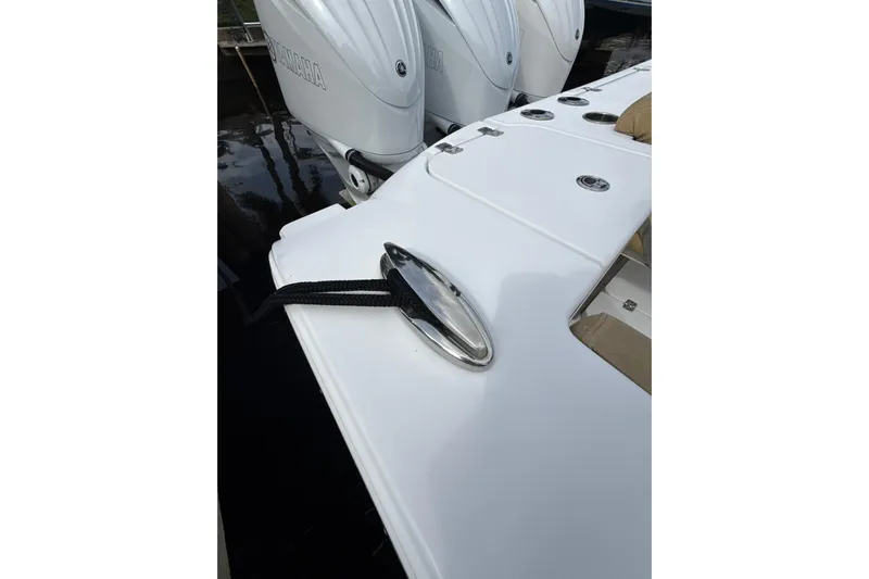 Scungilli Yacht Photos Pics 2023 Sportsman Open 352 Center Console boat with Yamaha engines and cleat detail.