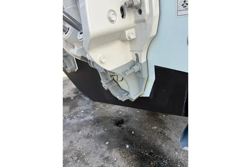 Scungilli Yacht Photos Pics Close-up of 2023 Sportsman Open 352 Center Console boat component.