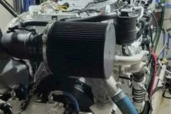 Alliance Yacht Photos Pics Engine of Custom Freestyle Marine 32, 2022 model, showcasing intricate mechanical components.