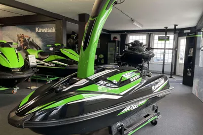 2023 Kawasaki SXR Stand Up Jet Ski