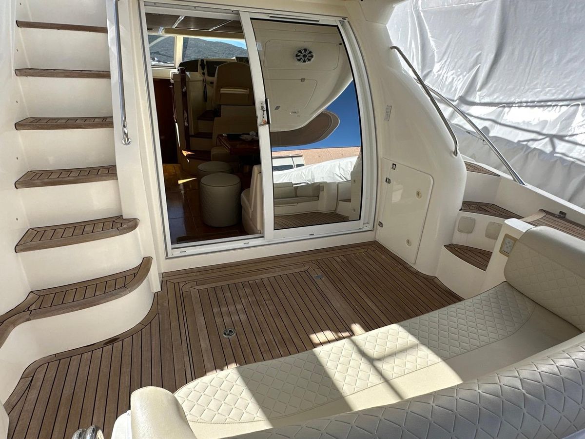 2007 Sealine 44 