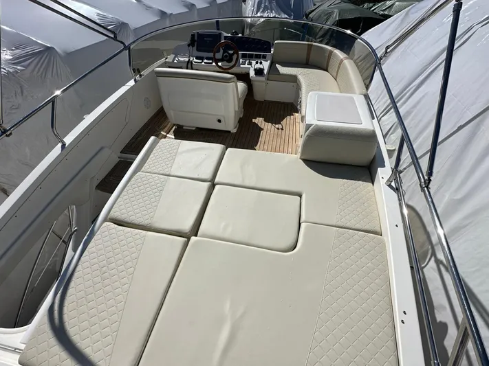 Maurizio Nesti Yacht Photos Pics 2007 Sealine F42/5 yacht with spacious deck and luxurious seating.