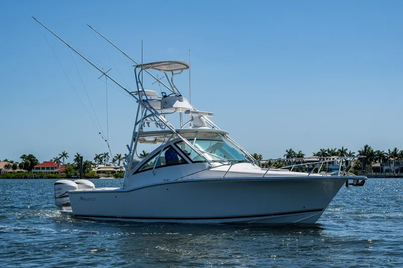 Seaclusion Yacht Photos Pics 2018 Albemarle 290 Express Fisherman boat on calm water, clear sky background.