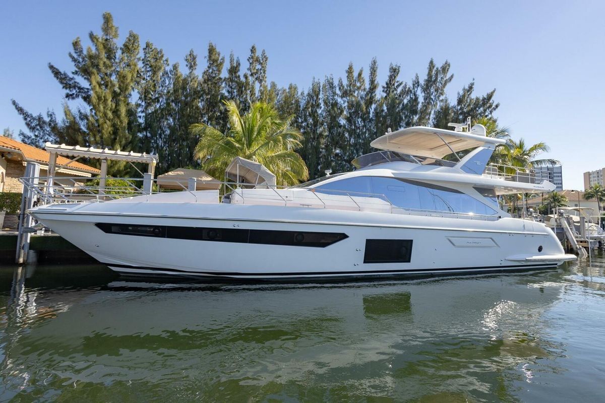 2021 Azimut 72 