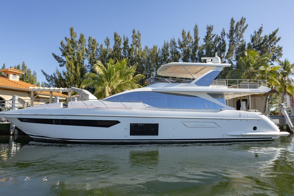2021 Azimut 72 